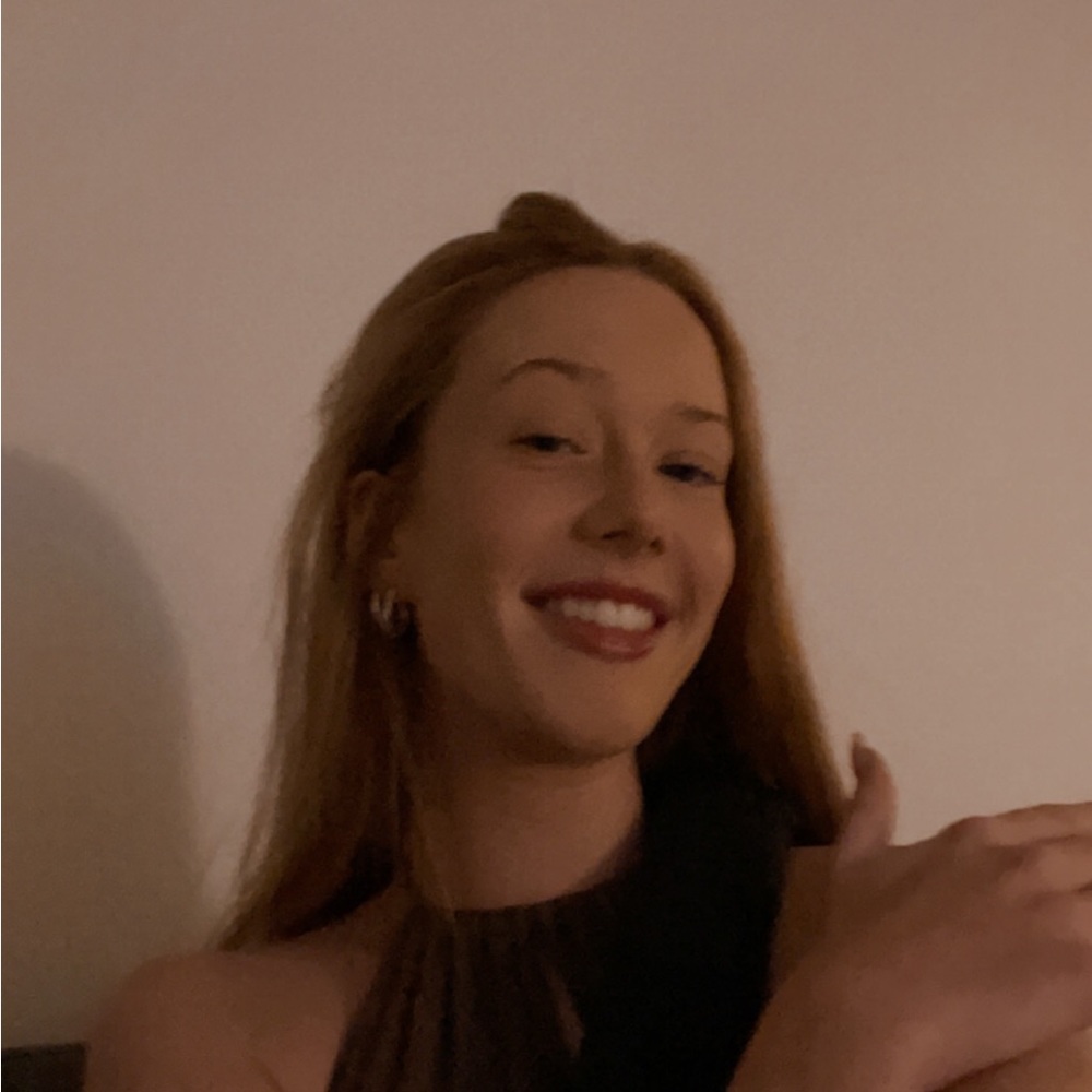 Meet your Posher, Nicole